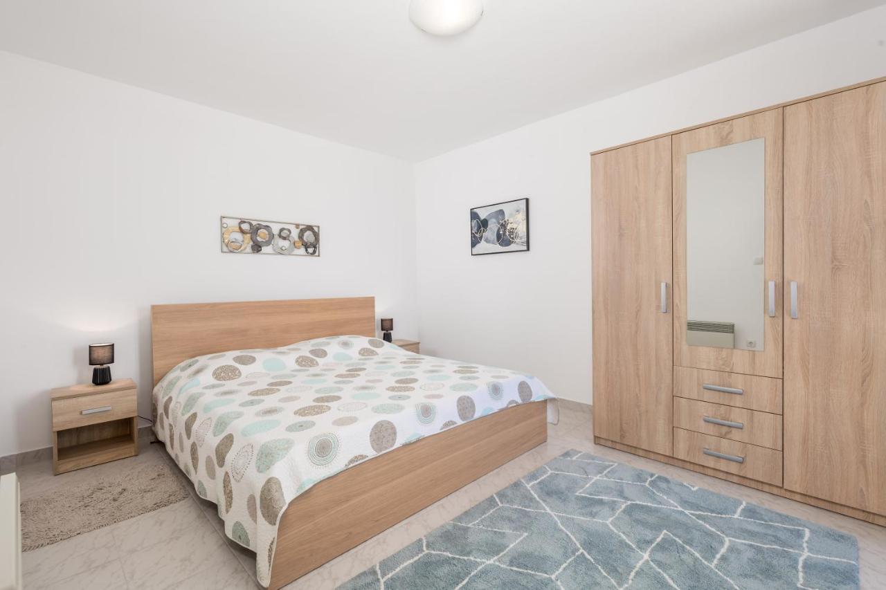Apartments Vilma Opatija Eksteriør bilde