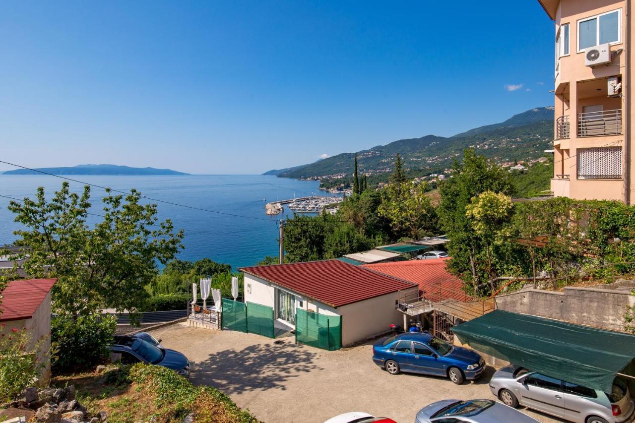 Apartments Vilma Opatija Eksteriør bilde