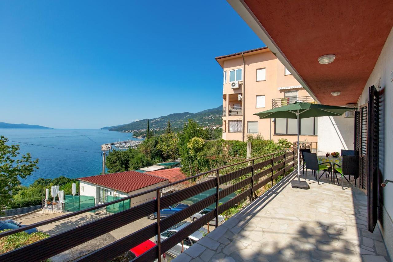 Apartments Vilma Opatija Eksteriør bilde